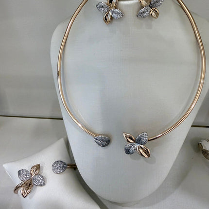 Conjunto borboletas tons cravejado folheado