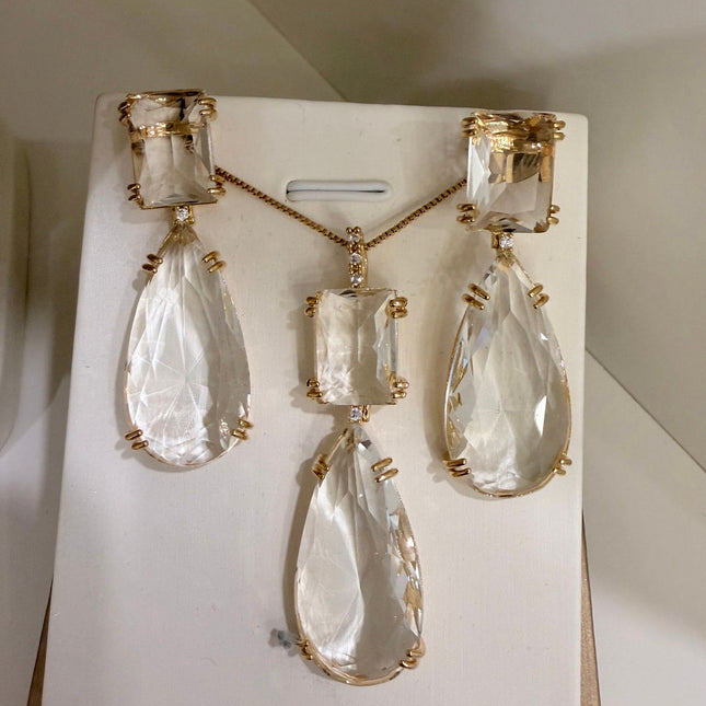 Conjunto colar brincos gota cristal folheado