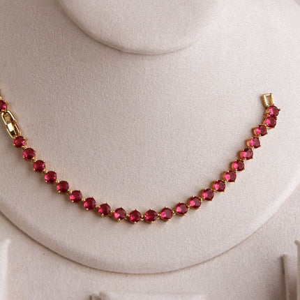 Pulseira riviera rubelita vermelha folheada ouro