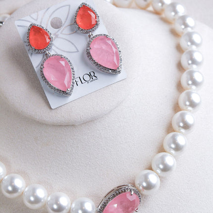 Conjunto colar pérolas brincos pedra rosa ródio