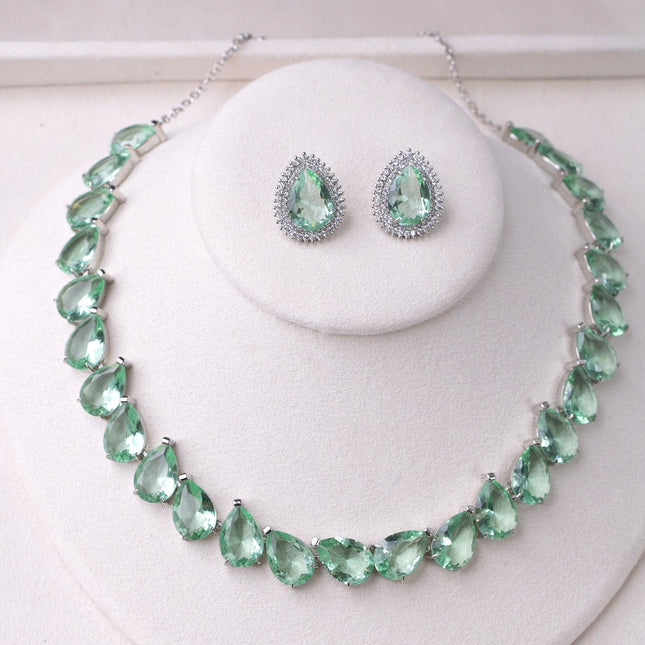 Conjunto colar brincos gotas verde água