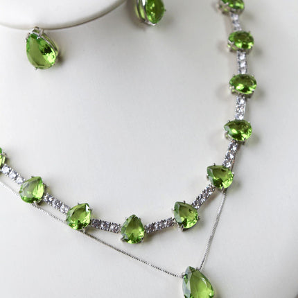 Conjunto colar, pingente brincos gota verde