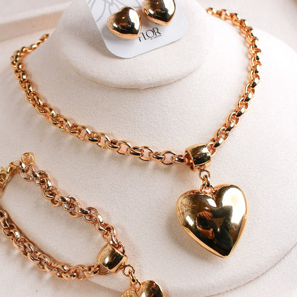 Conjunto colar, pulseira brincos coração