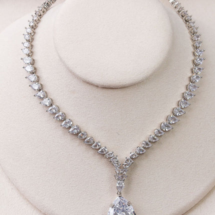 Maxi colar cascata gota cristal