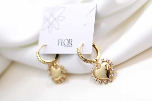 Brinco - Argola Com Mini coracao Micocravejada