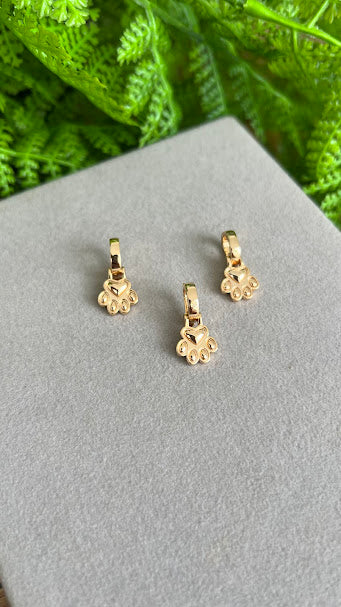 Pingente - Pingentes de Patinha Dog 18k