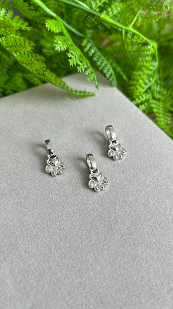 Pingente - Pingente patinha Dog Ródio