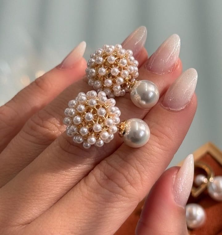 Brinco chuveiro de perolas- modelo Dior