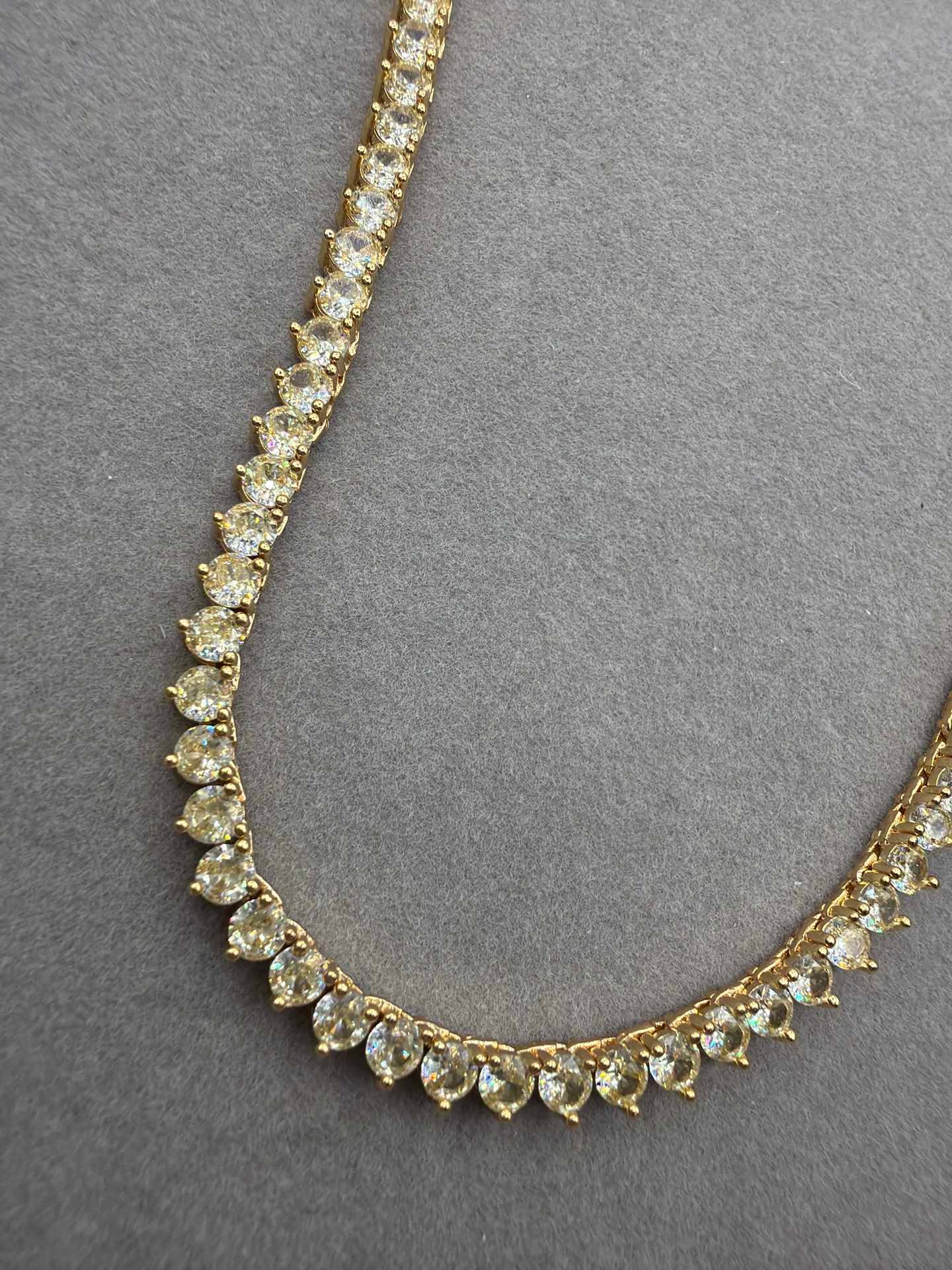 Rivieira 3mm Amarelo Manteiga 18k - 40cm