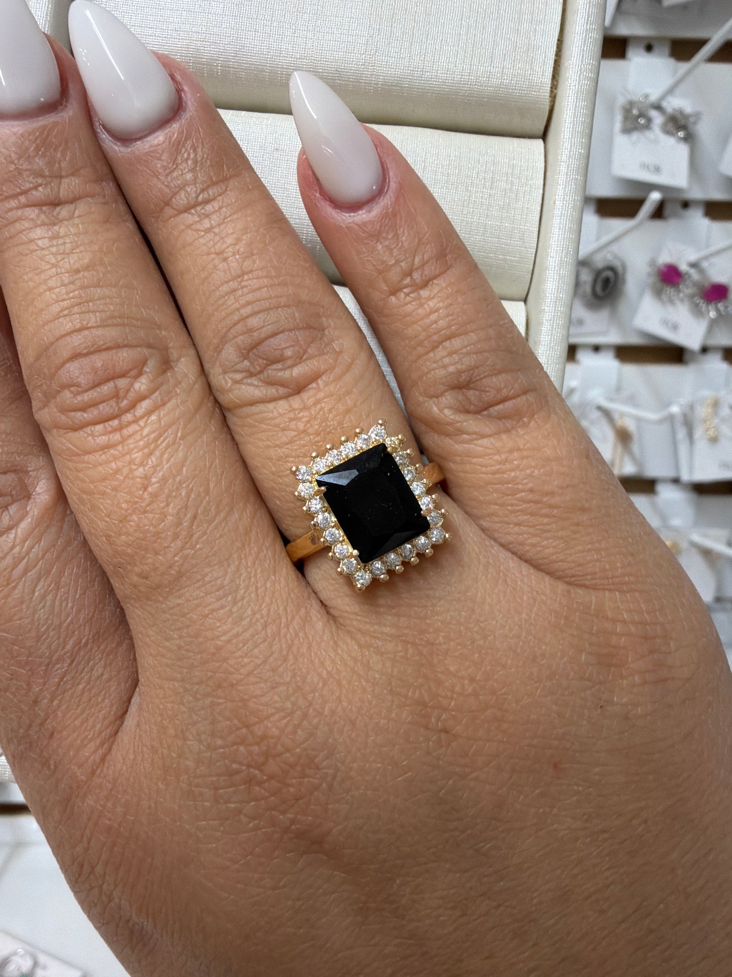 Anel - Anel Ônix  cravejado- regulável