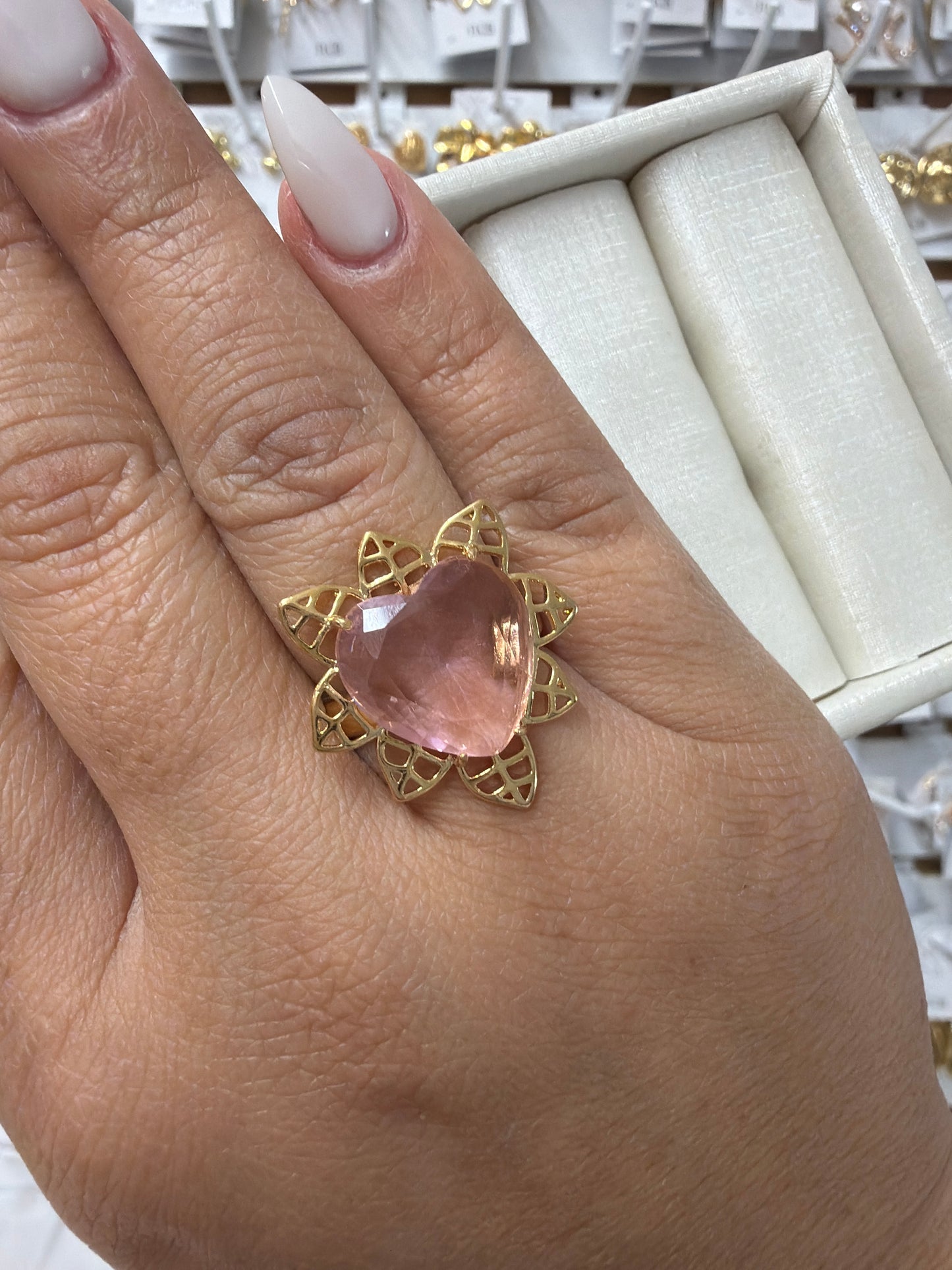 Anel - Anel Coração e flohas vazadas- 6.5