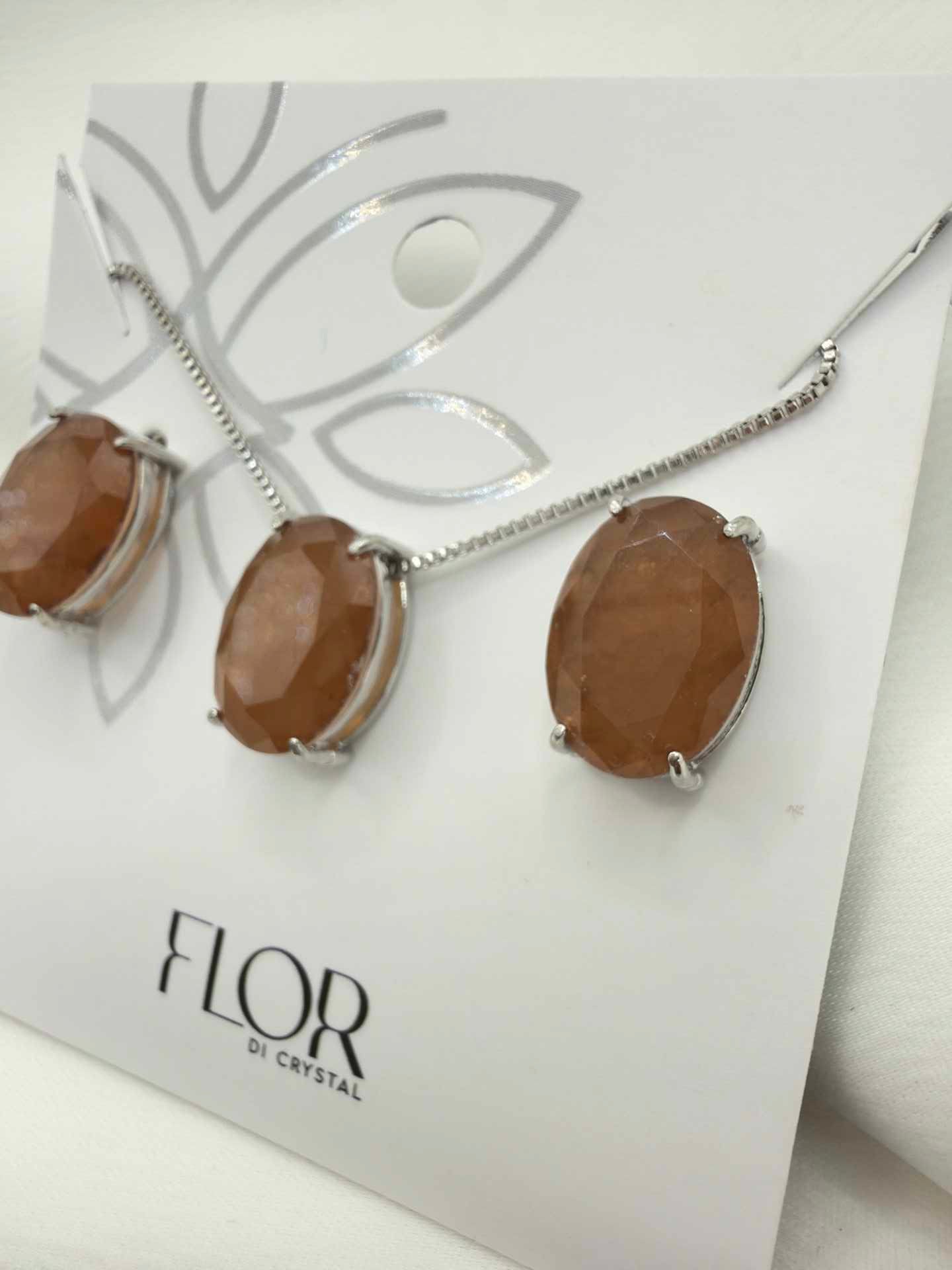 Large Elegant oval Fusion Brown color set earings and necklace 
