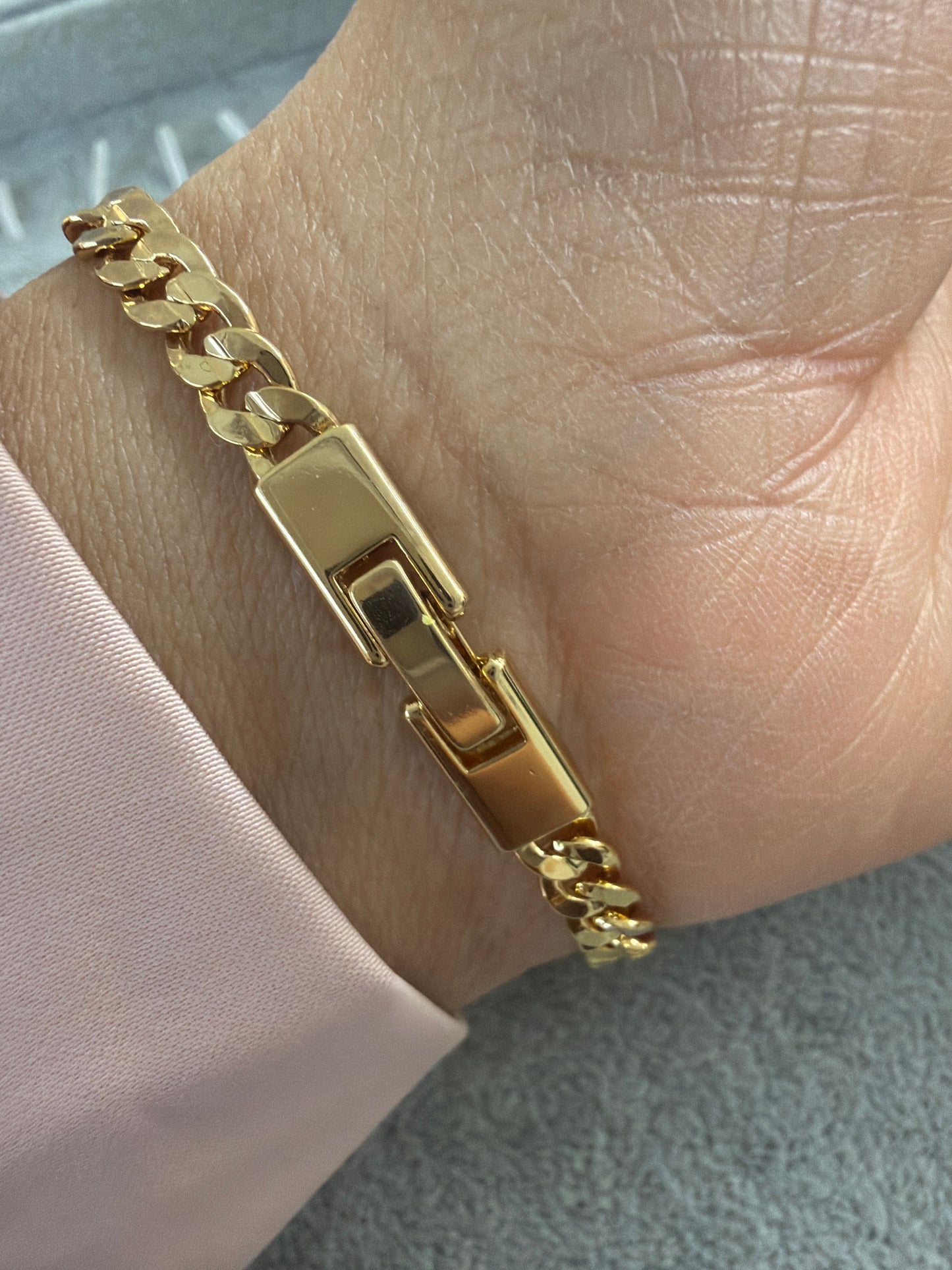 Medium grumet luxury bracelet