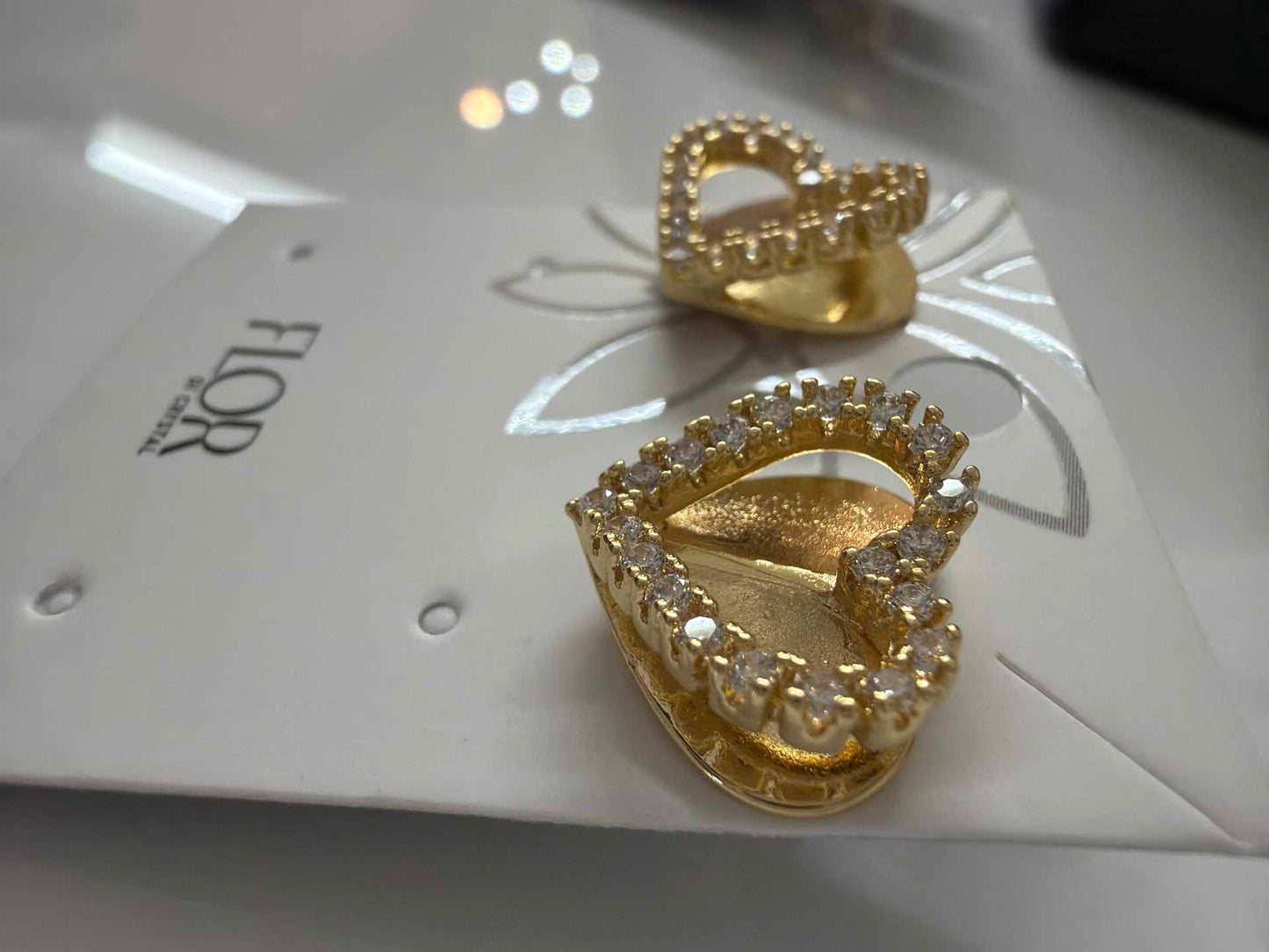 double heart earing  cz pave