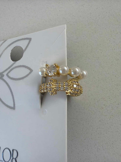 fake pircing w cz and pearls 