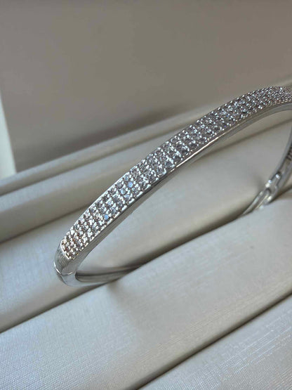 Waved Pave bracelet in cz