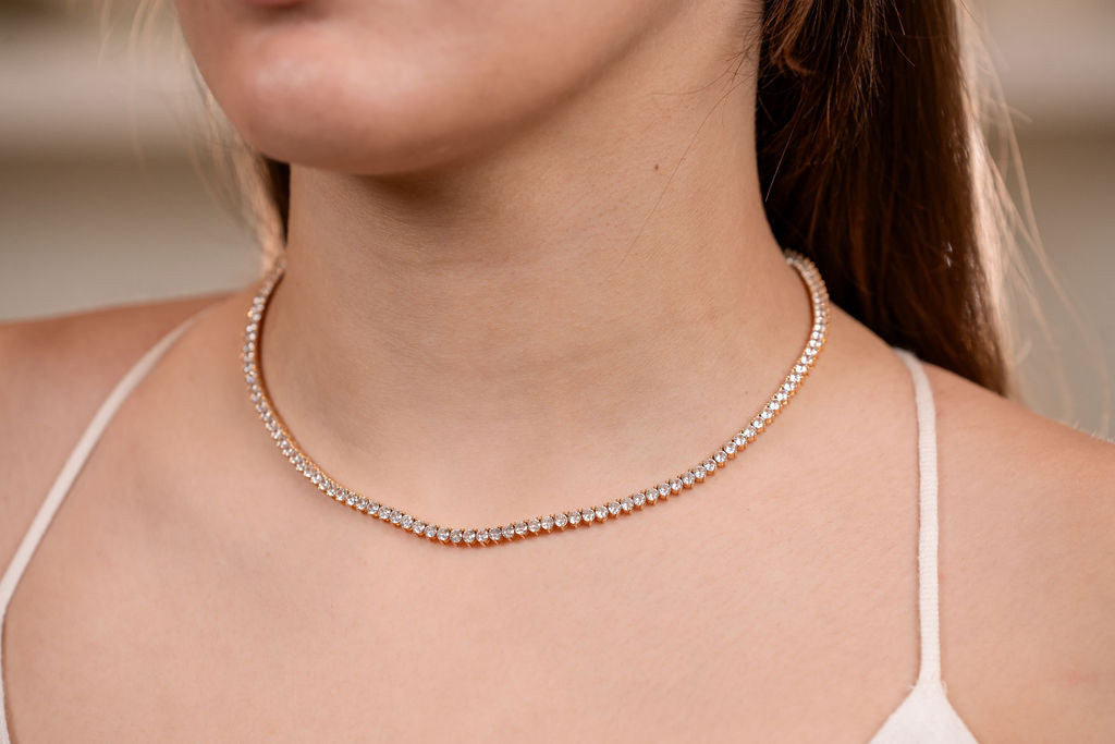 Rivieira 2mm cristal 3 pontas 18k - 40cm