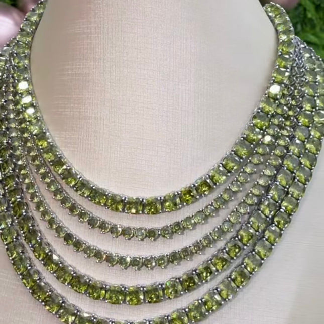 Tennis chain Periodot 8mm cz
