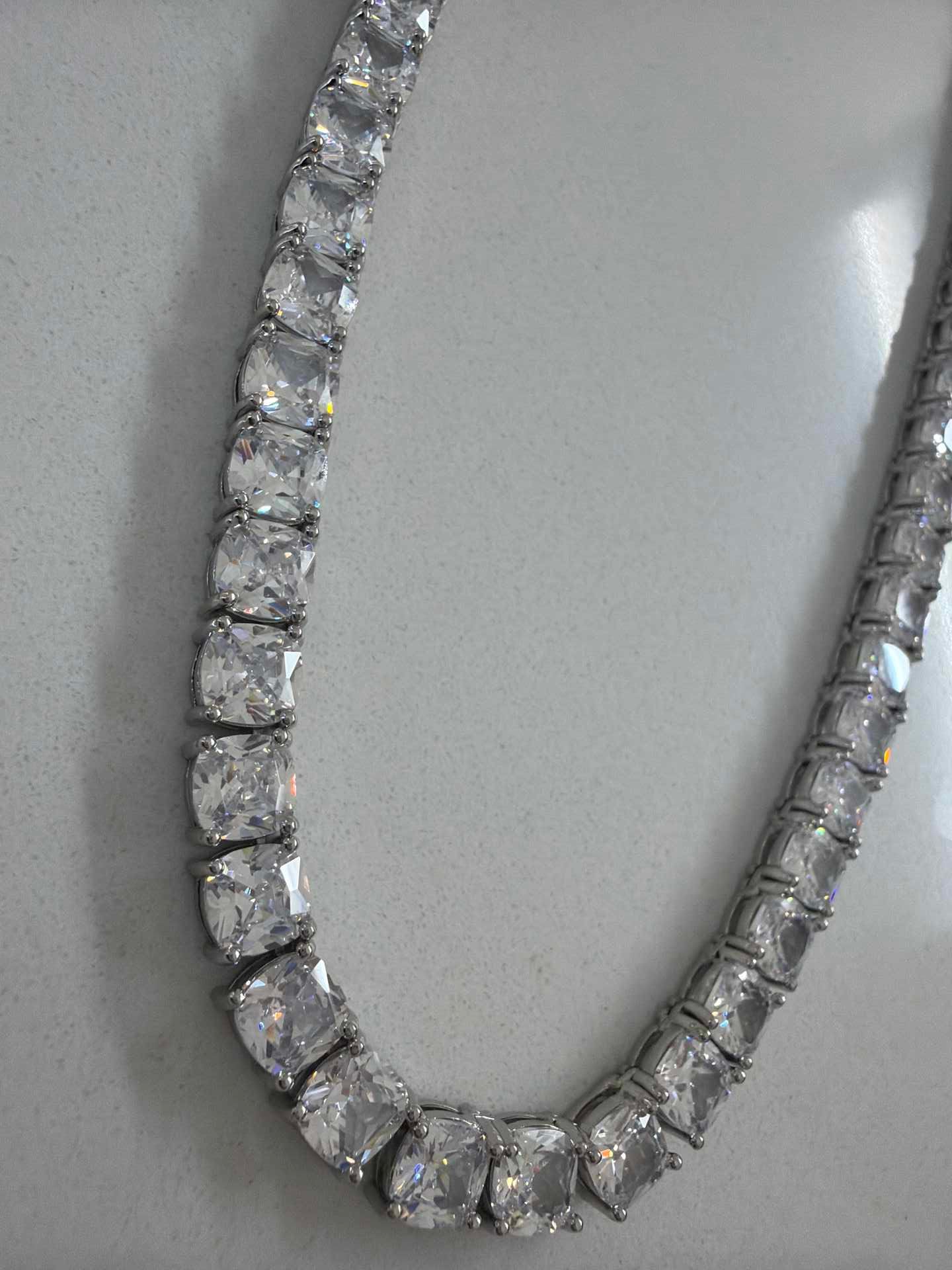 Tennis Chain 8mm cz radio