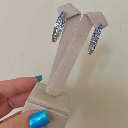 Brinco argola Cravejada Ice blue