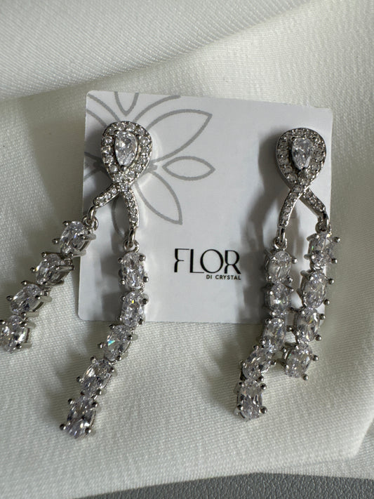 Brinco - Brinco gota com cascata Cde zirconias crystal -luxo