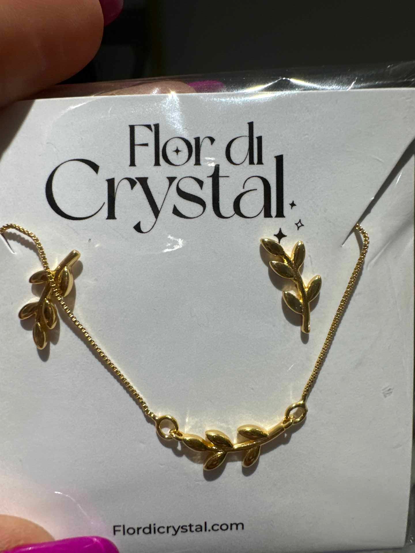 Conjunto - Conjunto delicado de folhinha