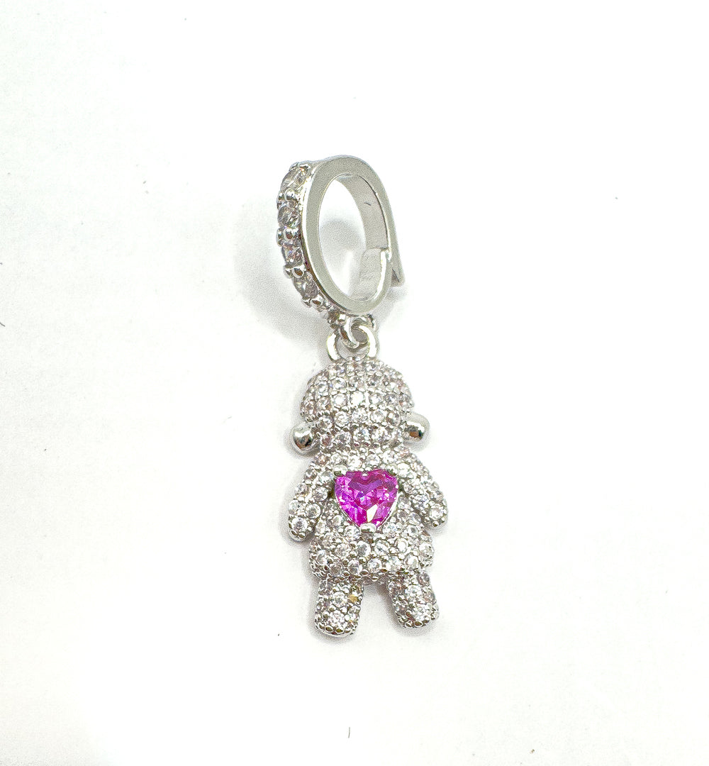 Pingente - boneca  cravejado de zirconias e pedra rosa -Rodio